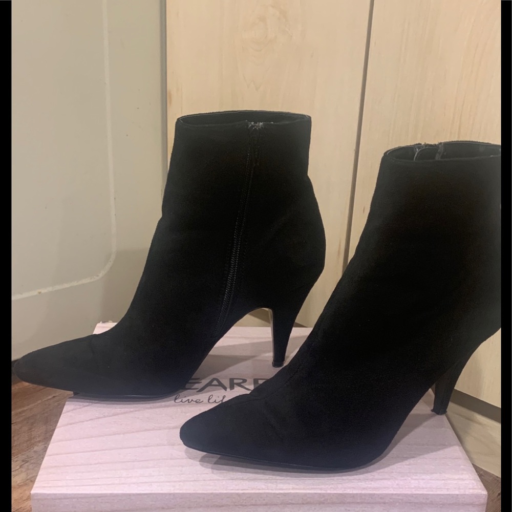 CARLOS SANTANA BLACK SUEDE SIZE 10 ANKLE BOOTS